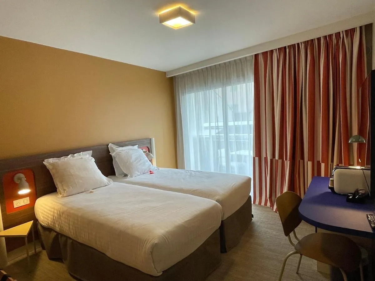 Hotel Abrial Канны 3*,  Франция
