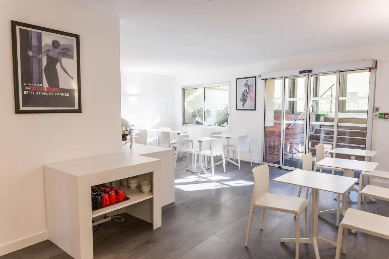 Hotel Abrial Cannes 3*,  France