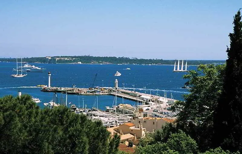 Hotel Abrial Cannes 3*,